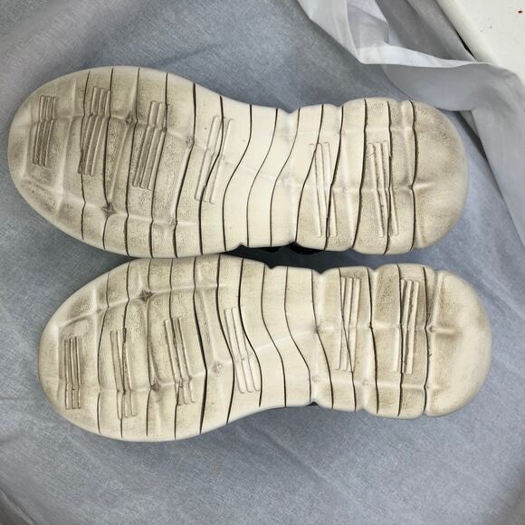 Karl Lagerfeld Sneakers Black White Mesh LeatherIiconic Street Style 10 - Picture 5 of 13